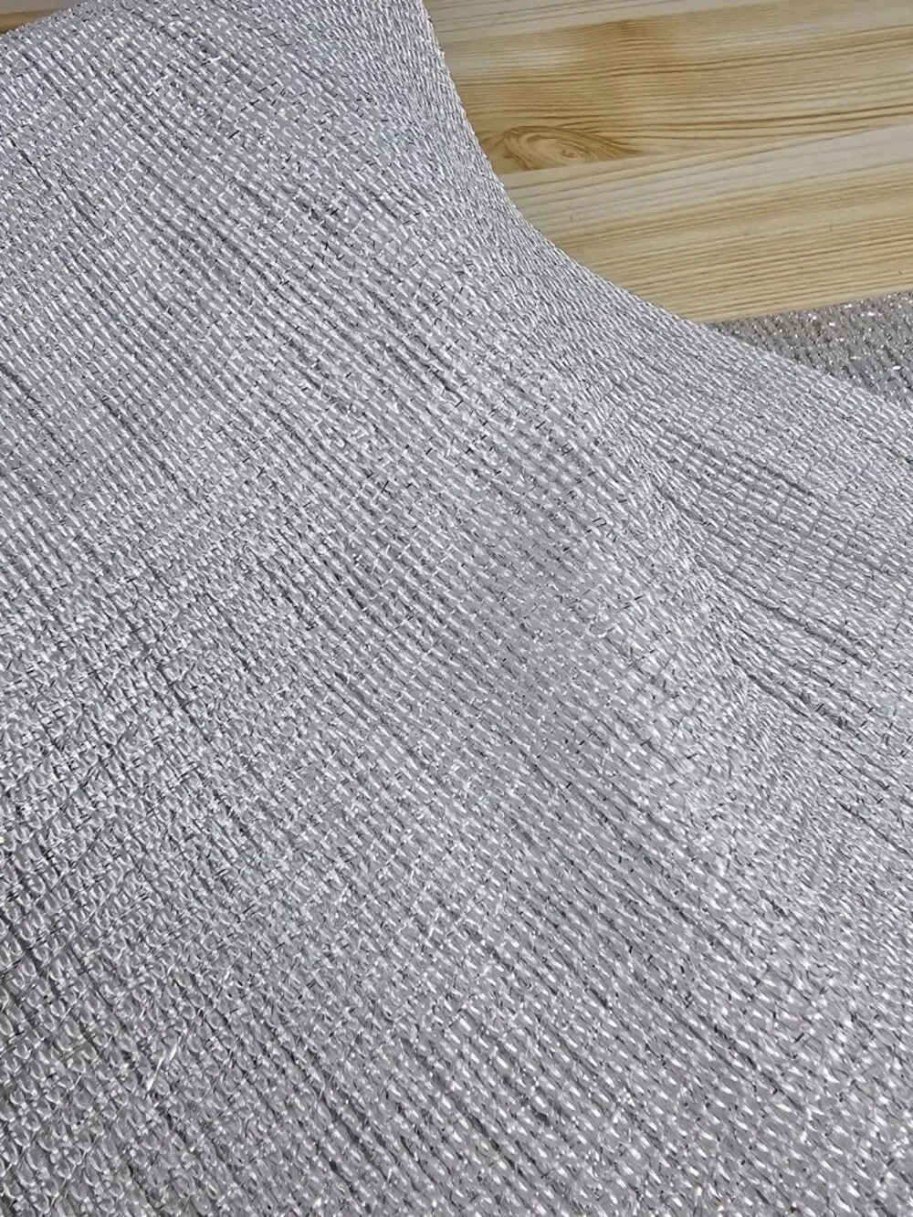 Shimmering White Polyester Scarf Shawl with Tassels Metallic Thread NWT